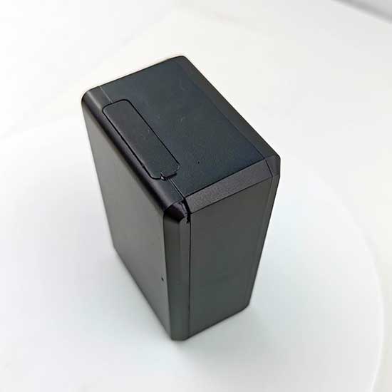 G107D-8000mah wireless 4G charging model GPS tracker